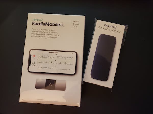 KardiaMobile 6L Personal EKG with Carry Pod